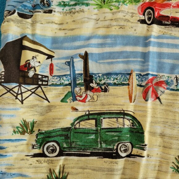 WALT DISNEY WORLD Hawaiian Shirt MICKEY GOOFY PLUTO DONALD Beach Vacation Sz XL - Picture 4 of 12